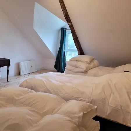 Chateau De La Garlais - 29 Couchages 度假居