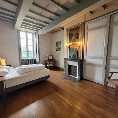 Chateau De La Garlais - 29 Couchages *