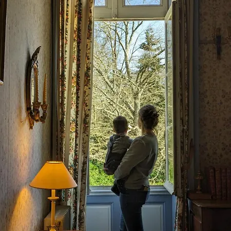 Chateau De La Garlais - 29 Couchages Derval